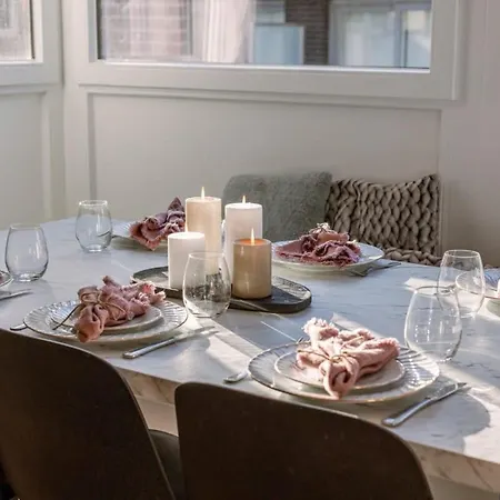 Huswell - Cosy On Location In Apartment *